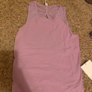 Never worn Lululemon athletic top